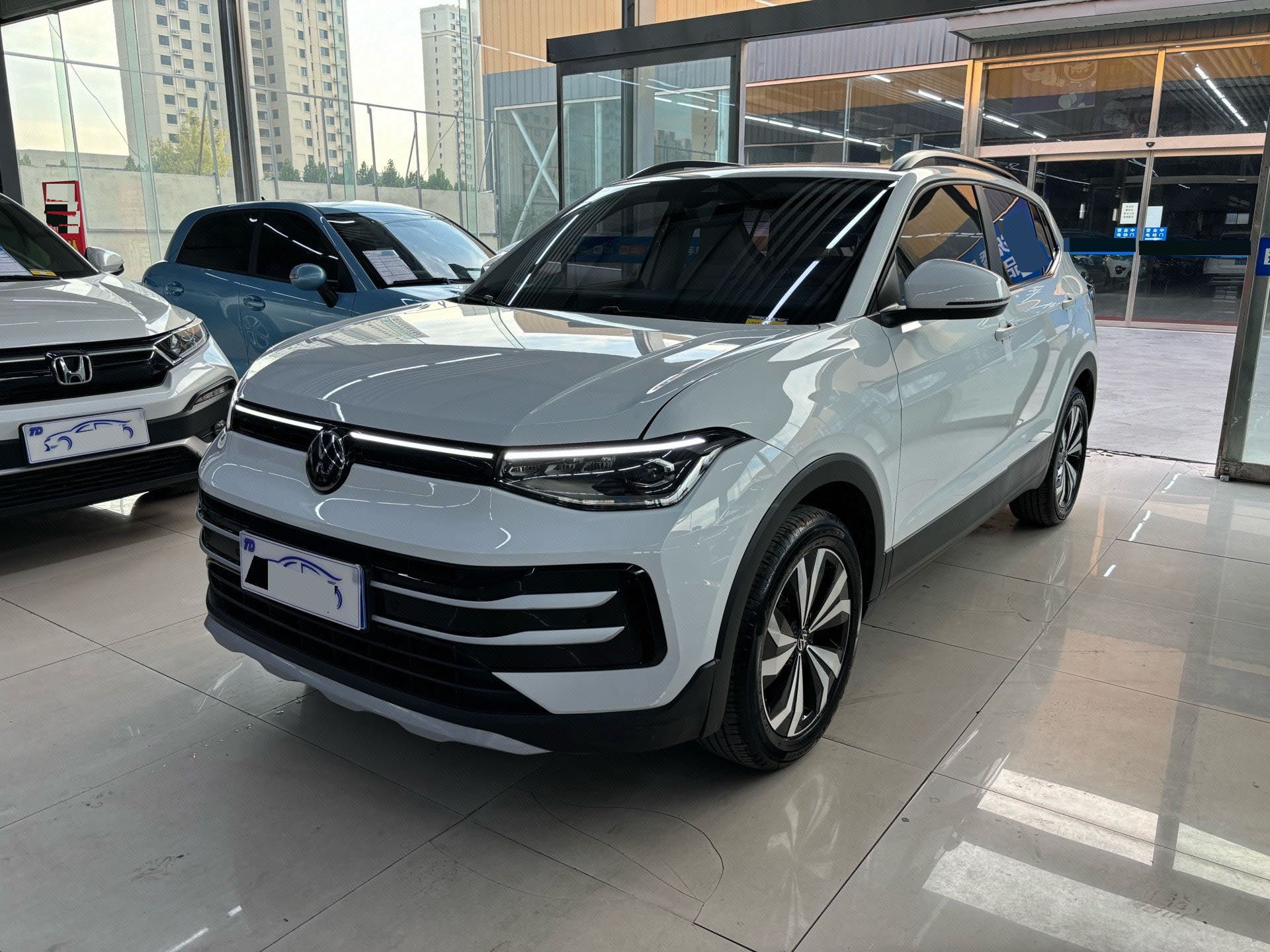 Volkswagen Tharu 2024 car image 