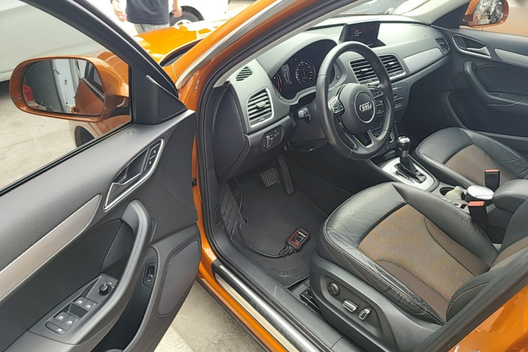 Audi Q3 2018 #12 Audi Q3 2018 car image #12