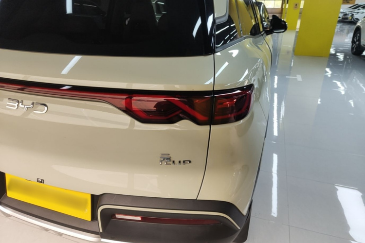 BYD YuanUP 2024 car image #8