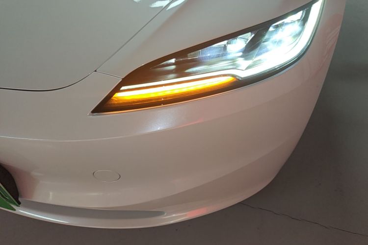 Tesla Model 3 2023 #26 Tesla Model 3 2023 car image #26