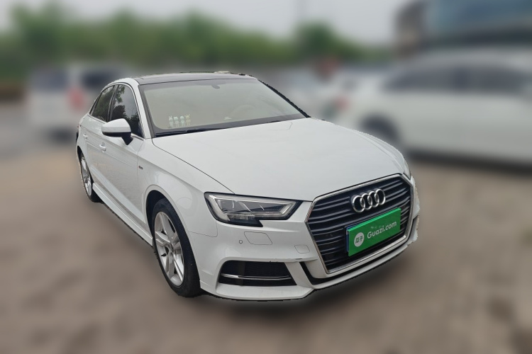 Audi A3 2019 #4 Audi A3 2019 car image #4
