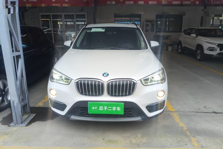 BMW X1 2017 #3 BMW X1 2017 car image #3