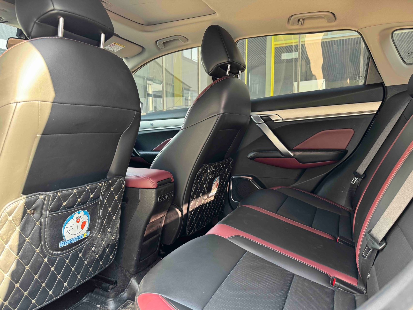 GEELY Coolray 2022 car image #5