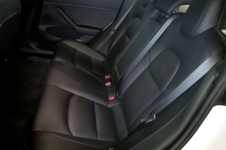 Tesla Model 3 2021 #17 Tesla Model 3 2021 car image #17