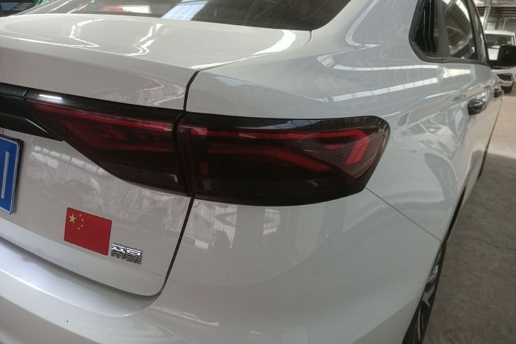 GEELY Emgrand 2023 immagine di auto #8