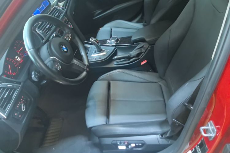 BMW 3 Series 2018 #15 BMW 3 Series 2018 car image #15