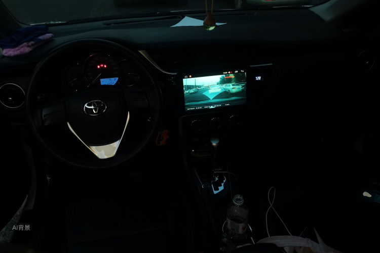 Toyota Corolla 2018 immagine di auto #11