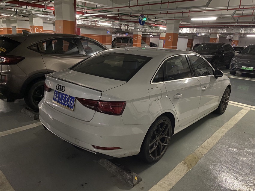 Audi A3 2018 immagine di auto #3