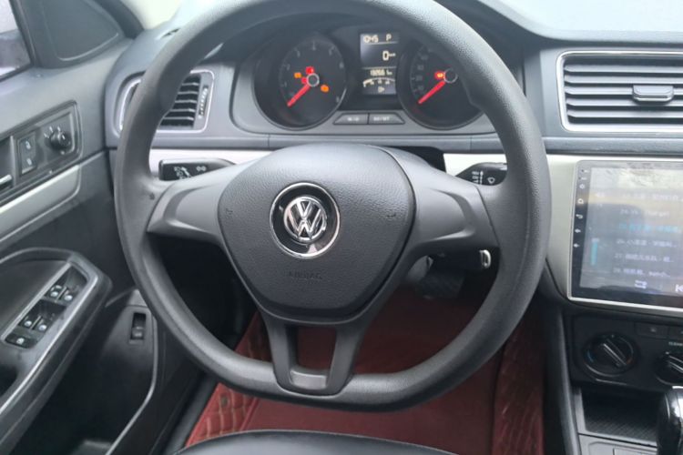 Volkswagen Lavida 2017 car image #11