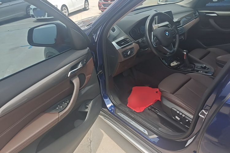 BMW X1 2019 immagine di auto #12
