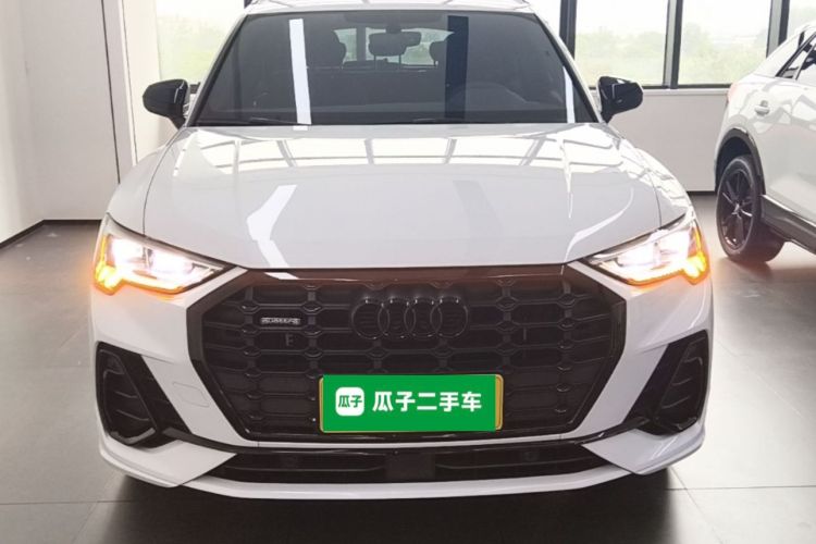 Audi Q3 2023 #3 Audi Q3 2023 car image #3