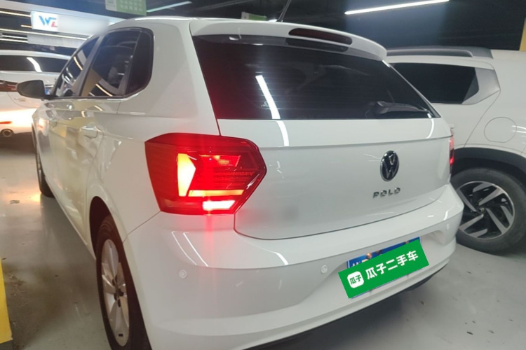 Volkswagen Polo 2022 car image #5