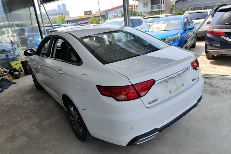 GEELY Emgrand GL 2018 #7 GEELY Emgrand GL 2018 image de voiture #7