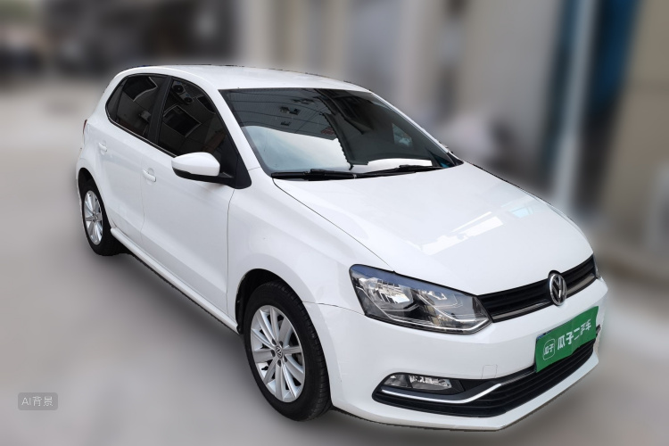 Volkswagen Polo 2015 car image #4