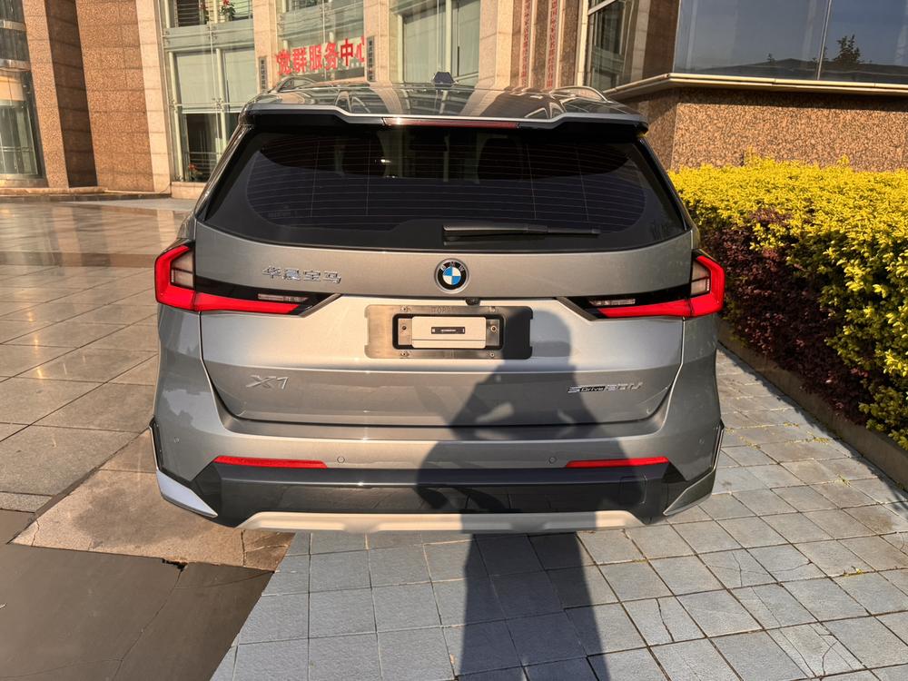 BMW X1 2023 car image #5