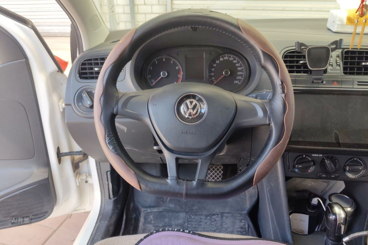 Volkswagen Polo 2017 #12 Volkswagen Polo 2017 car image #12