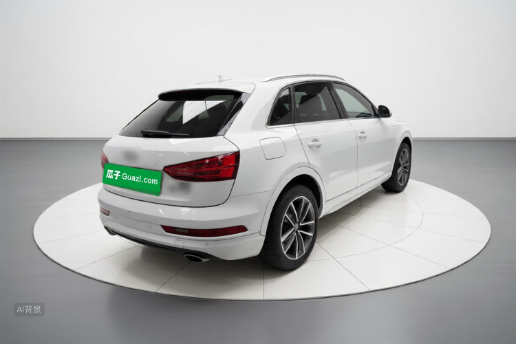 Audi Q3 2018 car image #7