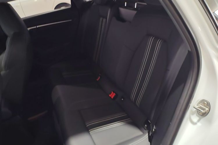 Audi A3 2021 car image #17