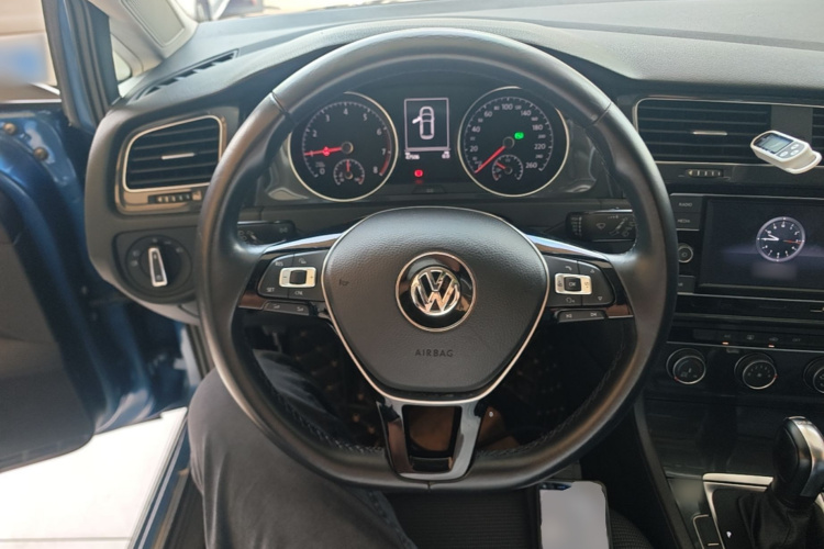 Volkswagen Golf 2018 #11 Volkswagen Golf 2018 car image #11