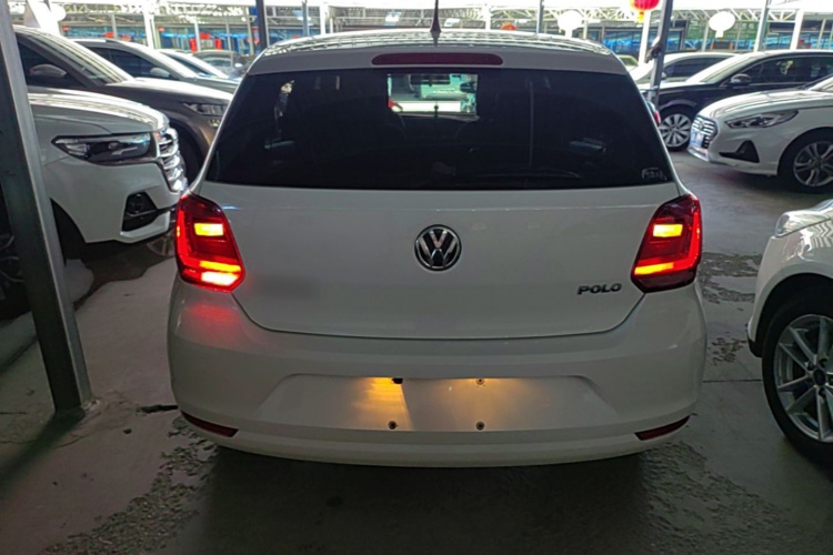 Volkswagen Polo 2016 #6 Volkswagen Polo 2016 car image #6