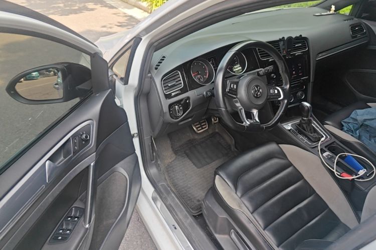 Volkswagen Golf 2019 #16 Volkswagen Golf 2019 car image #16