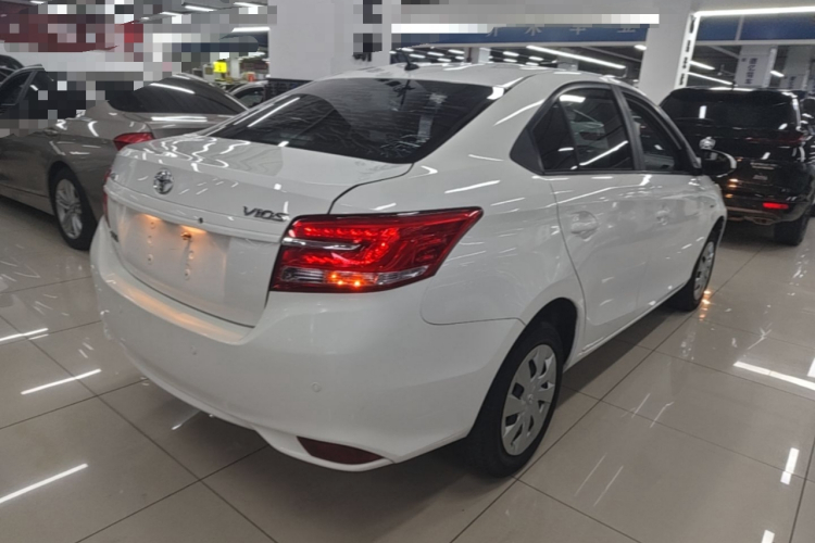 Toyota Vios 2018 car image #7