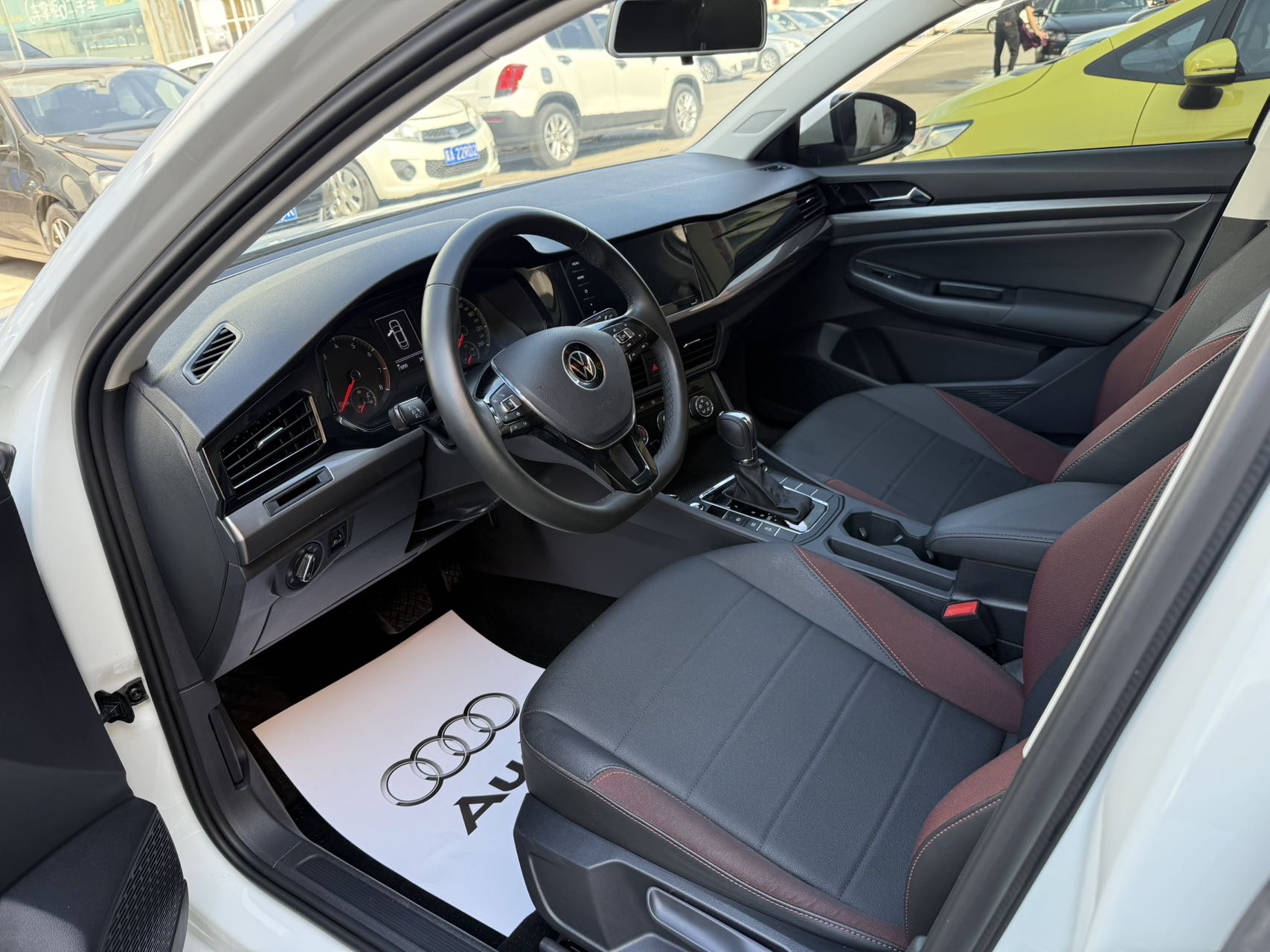 Volkswagen Bora 2022 car image #4