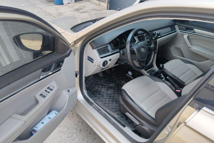 Volkswagen Bora 2016 #12 Volkswagen Bora 2016 car image #12