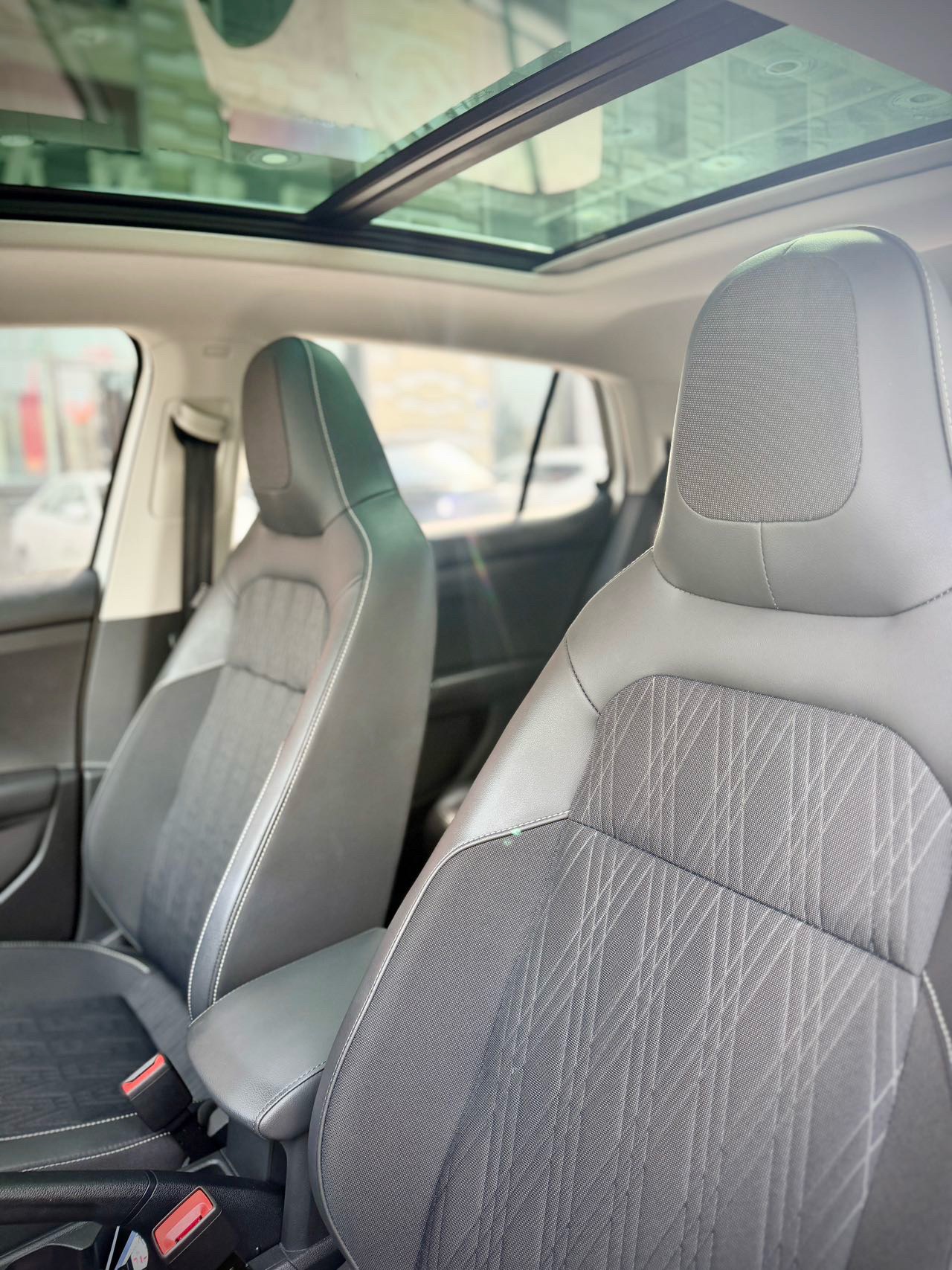 Volkswagen T-Cross 2021 immagine di auto #15