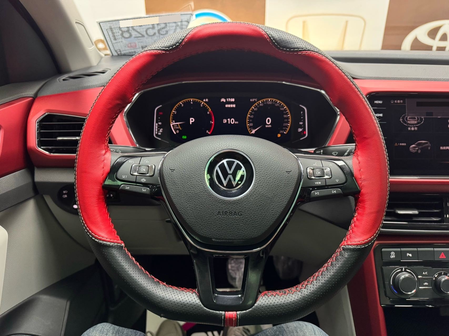 Volkswagen T-Cross 2023 car image #11