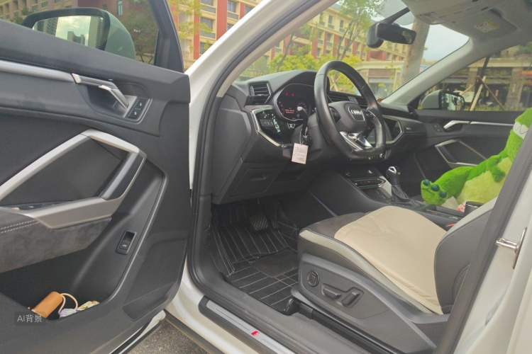 Audi Q3 2021 #18 Audi Q3 2021 immagine di auto #18