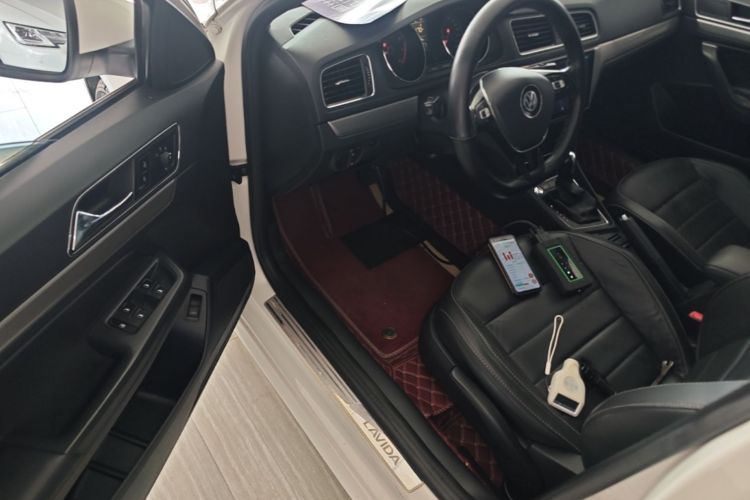Volkswagen Lavida 2018 car image #16