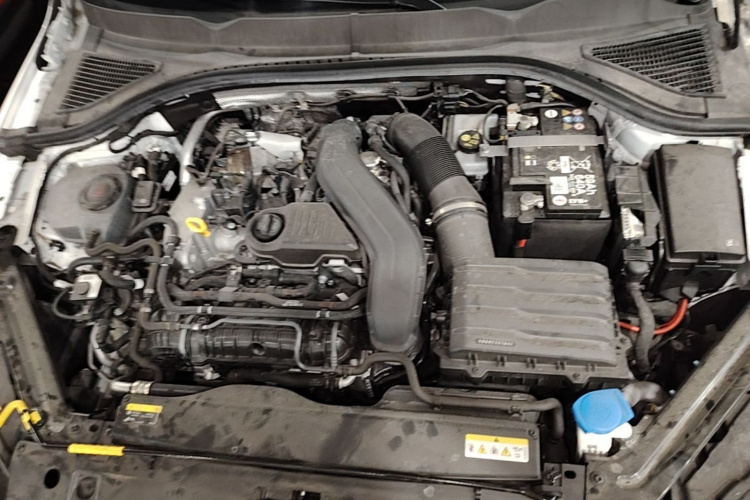 Volkswagen Bora 2025 car image #22