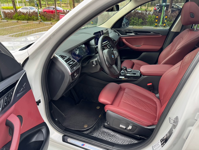 BMW X3 2023 car image #3