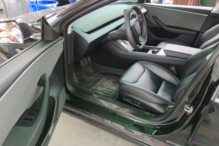 Tesla Model 3 2024 #16 Tesla Model 3 2024 car image #16