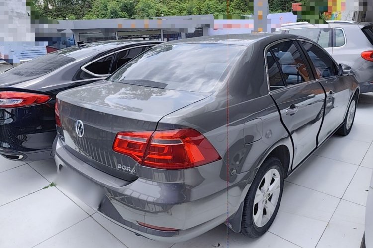 Volkswagen Bora 2014 immagine di auto #7