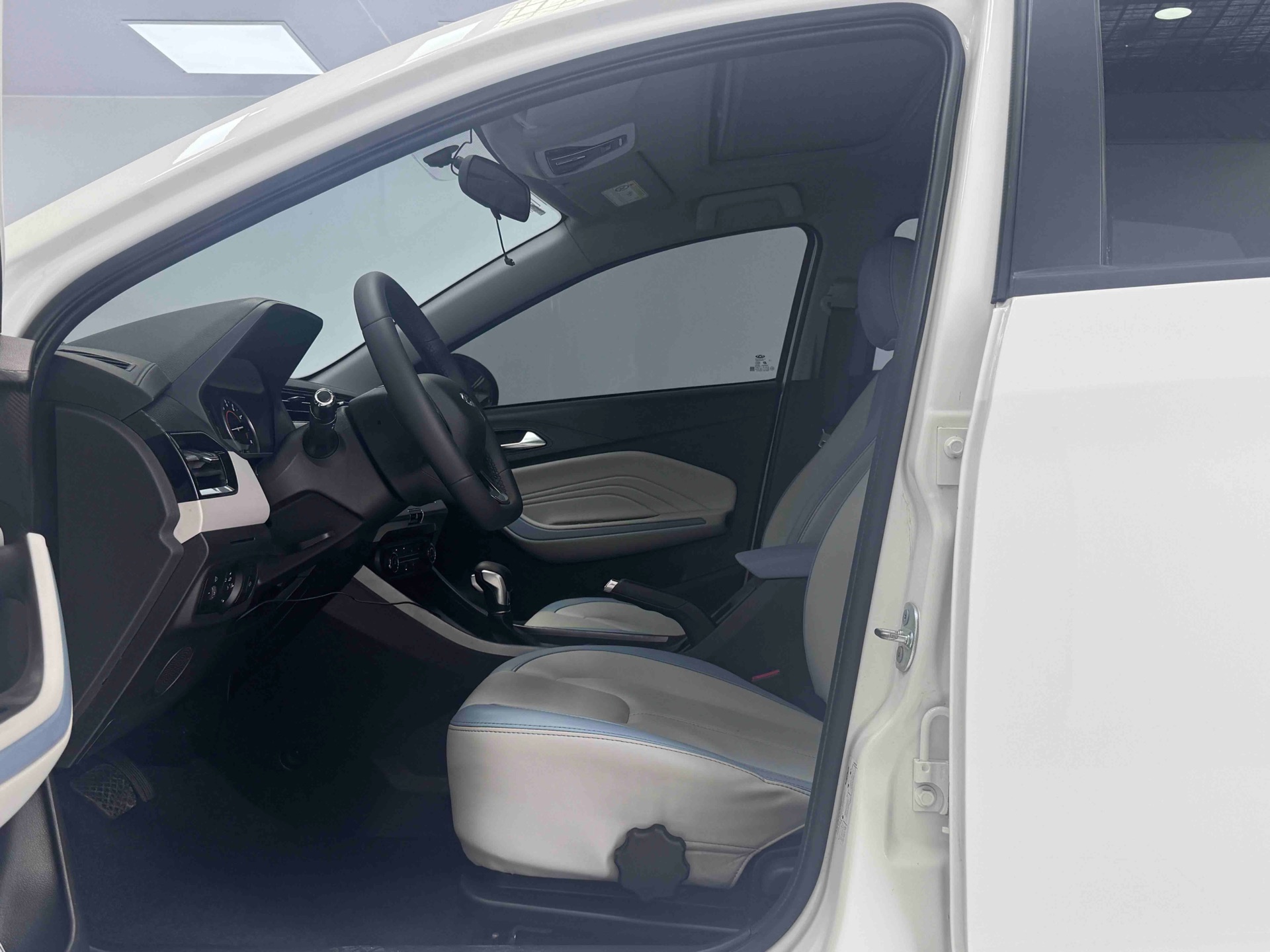 Chery Tiggo 3x 2022 #6 Chery Tiggo 3x 2022 car image #6