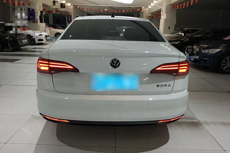 Volkswagen Bora 2022 car image #6