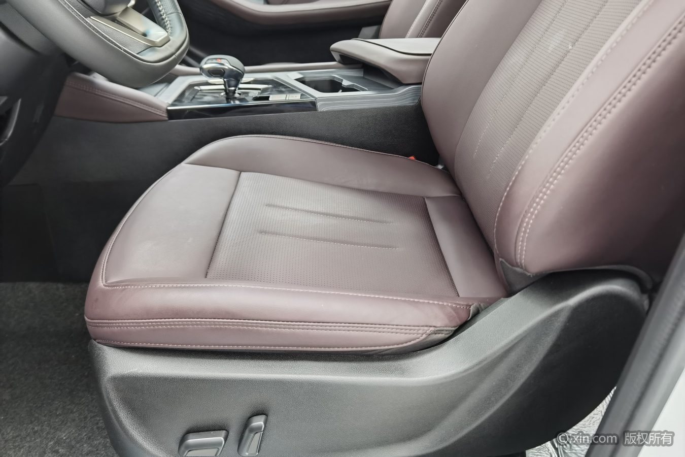 Jetour X90 PLUS 2025 #21 Jetour X90 PLUS 2025 imagen de coche #21