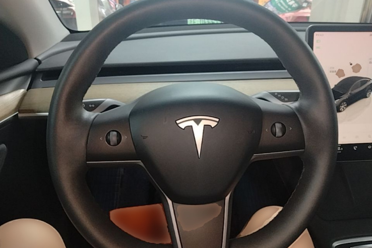 Tesla Model Y 2022 #11 Tesla Model Y 2022 car image #11