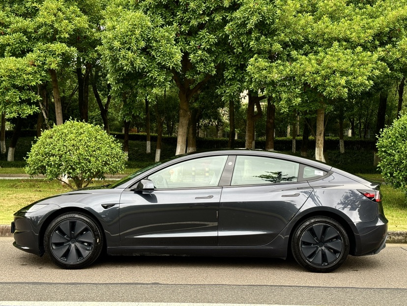 Tesla Model 3 2025 #3 Tesla Model 3 2025 car image #3