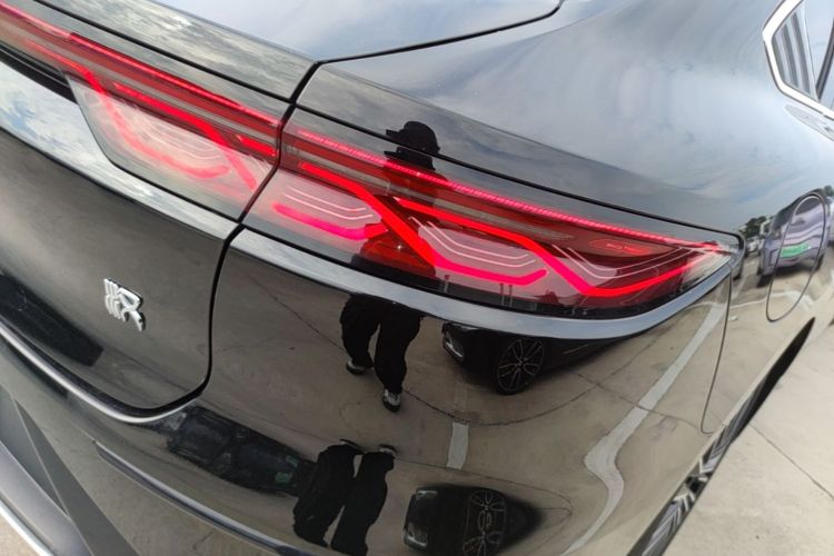 BYD Han 2024 car image #8