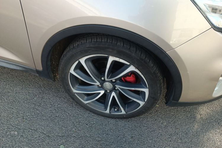 GEELY Emgrand GS 2016 صورة سيارة #9