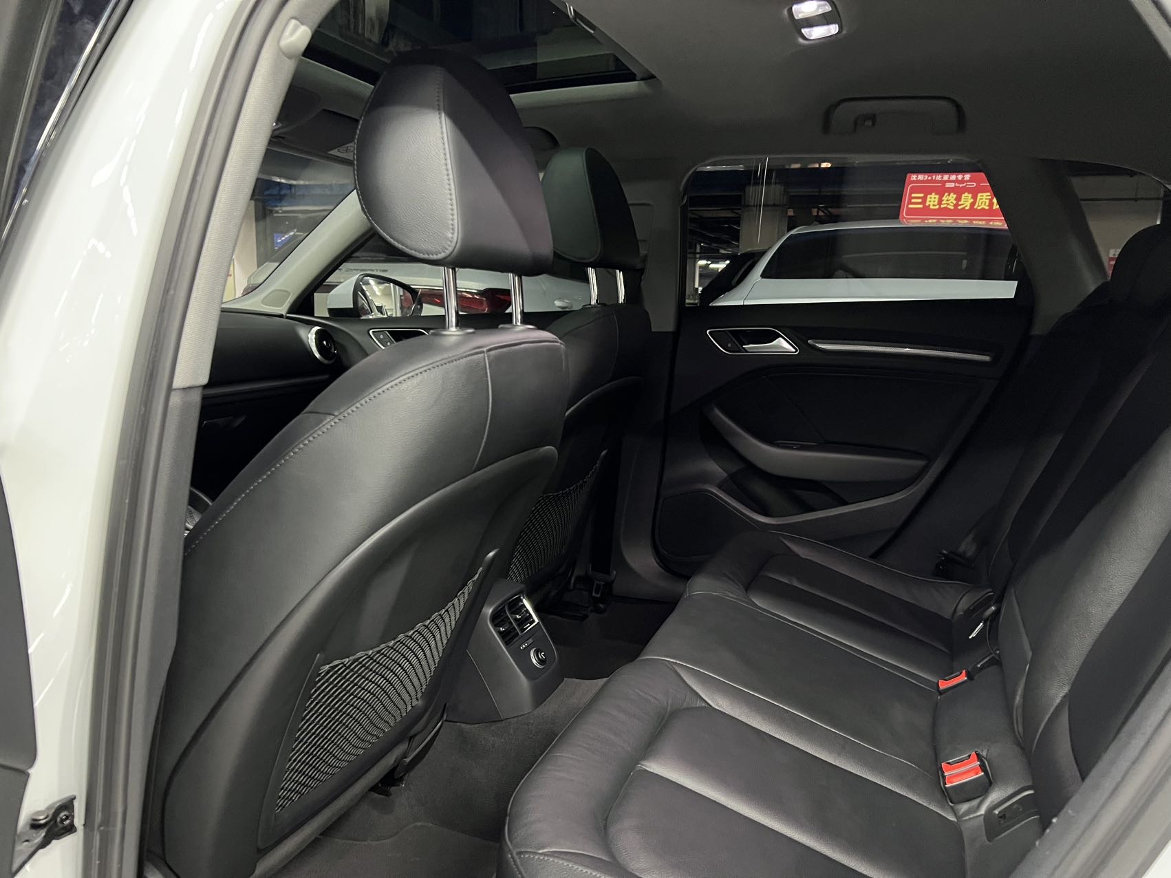 Audi A3 2019 car image #9