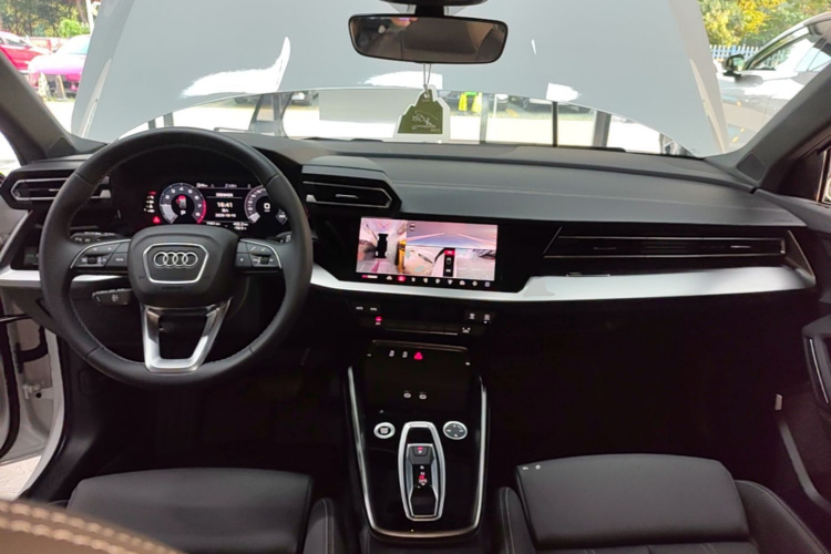 Audi A3 2026 #10 Audi A3 2026 صورة سيارة #10