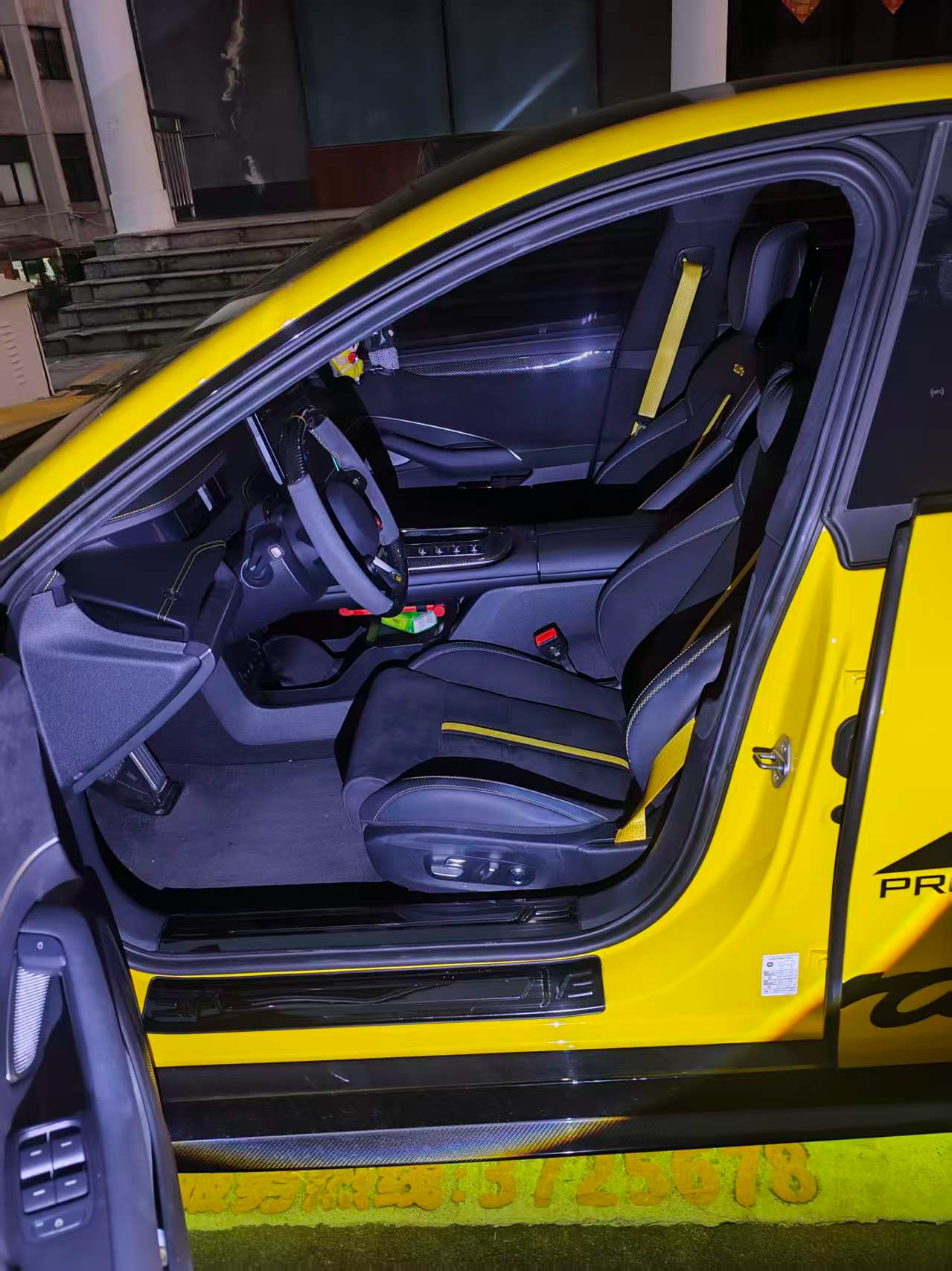 MI SU7 Ultra 2025 #2 MI SU7 Ultra 2025 immagine di auto #2