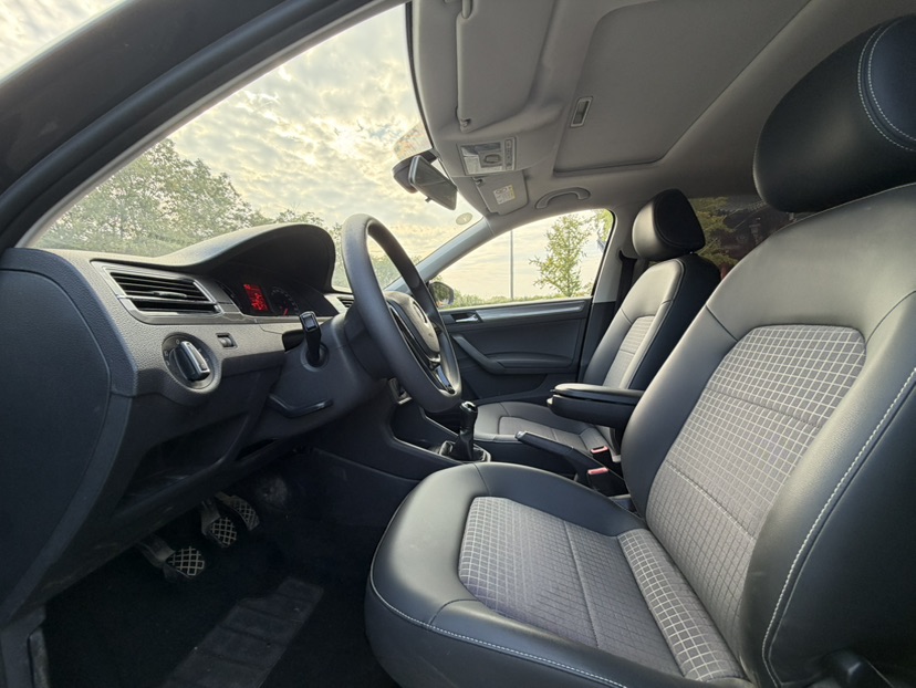 Volkswagen Santana 2019 #4 Volkswagen Santana 2019 صورة سيارة #4