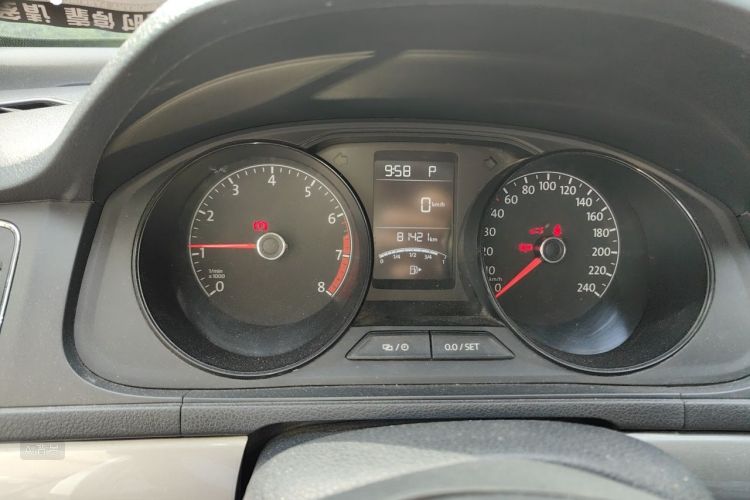 Volkswagen Lavida 2017 car image #13
