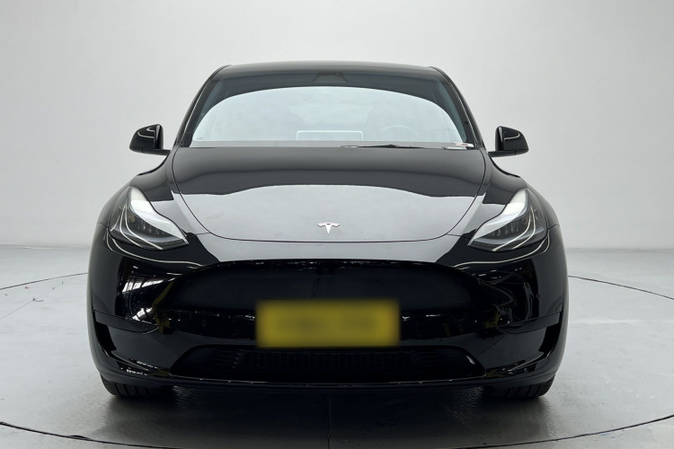 Tesla Model Y 2023 #3 Tesla Model Y 2023 car image #3