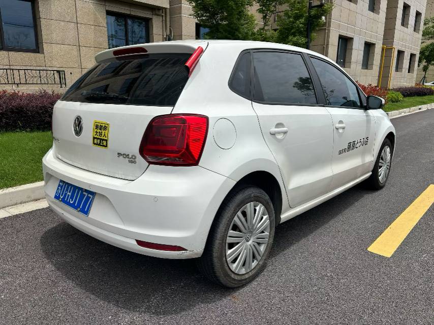 Volkswagen Polo 2017 car image #4